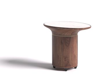 Wooden side table with castors RONG Dash Casa