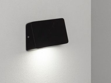 Outdoor LED wall-mounted steplight EDDY Dexter Lighting