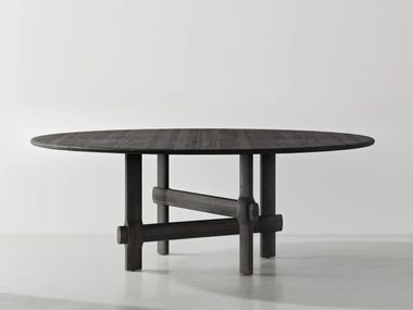 Round oak dining table KNOT District Eight