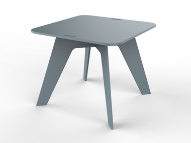 Square polyethylene table for public areas BEAT Donye