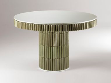 Round dining table NOUVELLE DONNE Dooq Details
