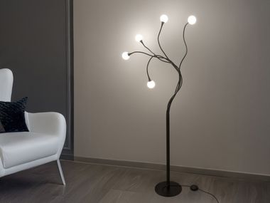Luminária de pé LED de vidro opal com braço articulado DALIA EGOLUCE