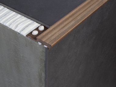 Star nosing NOVOPELDAÑO MAXISOHO® EMAC Italia