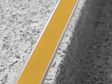 Aluminium star nosing NOVOPLETINA® SAFETY EMAC Italia