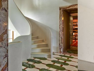 Escalera de caracol helicoidal PIERRE PLANTEE SAINT-TROPEZ EeStairs