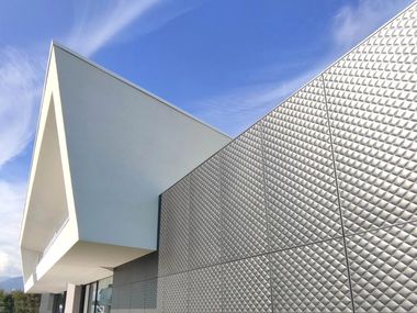 Indoor/outdoor 3D Wall Surface for facades QUILT Emboss