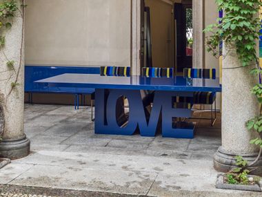 Rectangular table LOVE Erba Idea