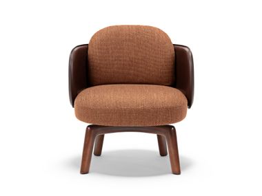 Swivel low lounge chair with armrests MOCHI TWIST Exteta