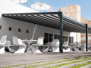 Saxun, FÚLVIA Pergola addossata motorizzata con copertura scorrevole