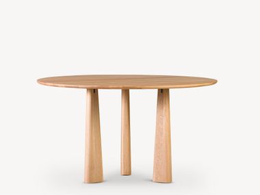 Round oak table FILIKA FÖRNİ