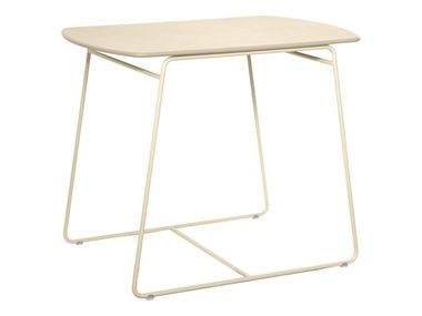 Table de jardin rectangulaire en acier SURPRISING COMPACT Fermob