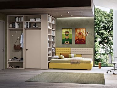 Bedroom with walk-in closet and bookcase COMPOSITION 101 Ferrimobili