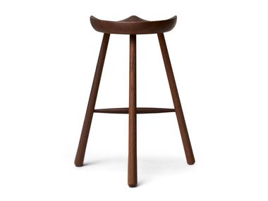 High oak stool with footrest SHOEMAKER CHAIR™ N. 68 Form & Refine