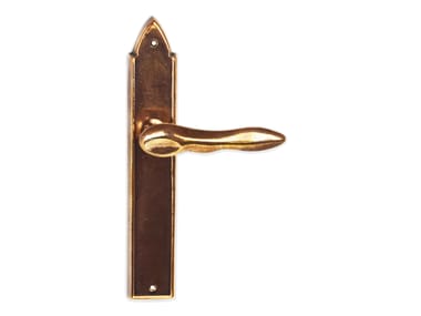 GIARA ART DESIGN-BRONZE, MOSSA Maniglia in bronzo su piastra