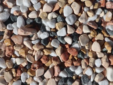 Decorative pebbles