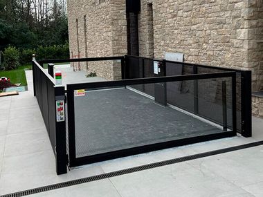 Hebebühne und Autoaufzug LIFT CAR P1 CCB GREEN PARK