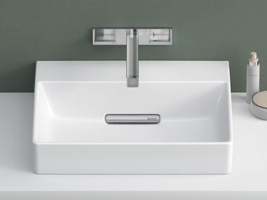 Lavabo rettangolare singolo da appoggio in ceramica ONE Geberit