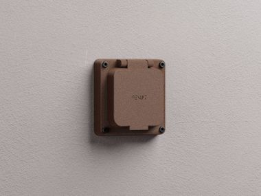 Powder coated aluminium wallplate with IP55 WALLPLATE OUTDOOR CORTEN Genuit