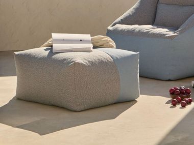 Square Olefin fiber garden pouf with removable cover NUBE HAPPERS STUDIO