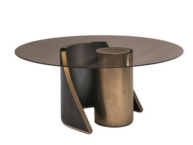 Round glass dining table HEGE Shake