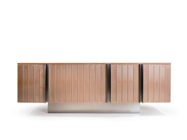 Madia in materiale composito e rovere con ante a battente DOMINO HESSENTIA