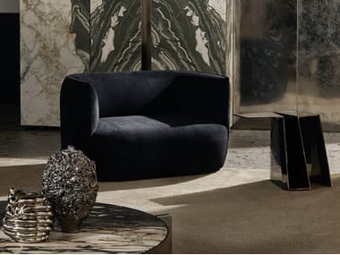 Poltrona in pelle con braccioli PNEUMA Henge