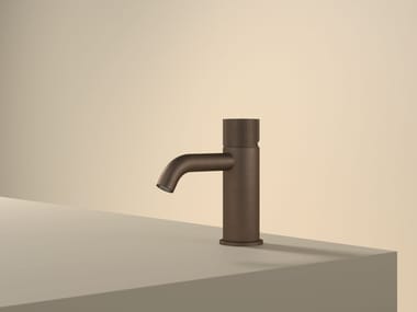 Hotbath, GUY GY003R Miscelatore per lavabo da piano in ottone