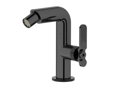 IB, BOLD LEVER B2220 Miscelatore per bidet monocomando con bocca orientabile