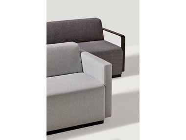 PAU Sofa By INCLASS