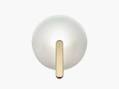 Lampada da parete a LED in vetro satinato SINUA Italamp