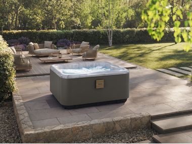 Outdoor rectangular minipool LODGE+ M Jacuzzi®