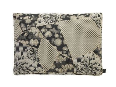 Cuscino rettangolare con motivi floreali HANATSUGI CUSHION 160 K-3