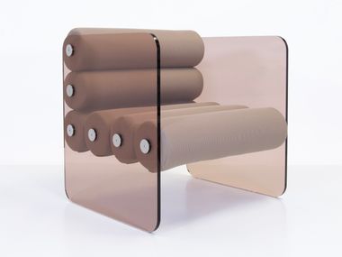 Fabric armchair with armrests MW01 ARMCHAIR IN BRONZE PMMA KUUMO