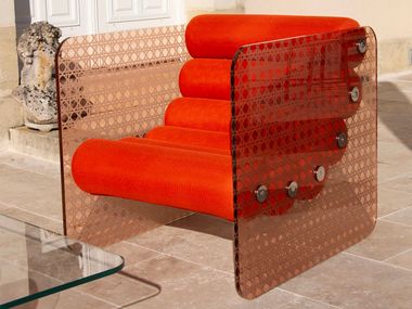 Fabric armchair MW02 ARMCHAIR WITH BRONZE PMMA CANNAGE KUUMO