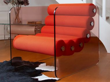 Fabric armchair with armrests MW02 ARMCHAIR IN BRONZE PMMA KUUMO