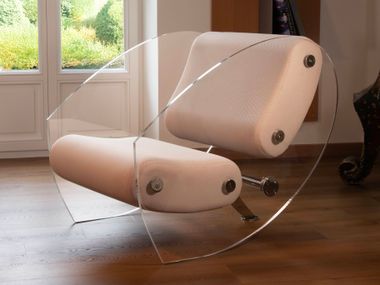 Sessel mit Armlehnen MW07 ARMCHAIR IN PMMA, FOAM SEAT KUUMO