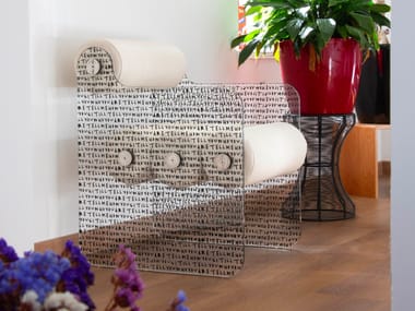 Sedia in pelle vegana con braccioli MW04 CHAIR BY LEAH KIRSH IN GLASS KUUMO