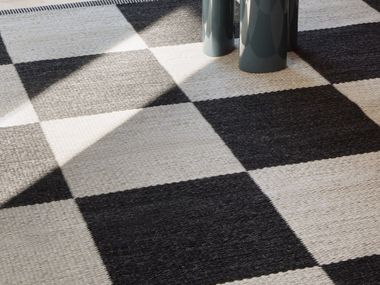Woven rug in wool  CHECKERBOARD ICON Kasthall
