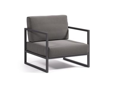 Garden armchair with armrests COMOVA Kave Home