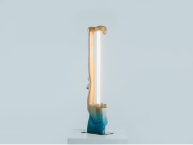 Lampada da tavolo in frassino THE BLUEPRINT LO Contemporary