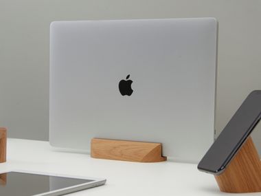 Adjustable laptop stand LOMA Woodendot