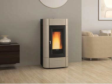 La Nordica-Extraflame, ISIDORA IDRO H16 - H20 - H23 Termostufa a pellet