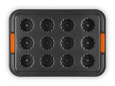 Backform aus Carbonstahl 12 CANNELLE MOULD Le Creuset