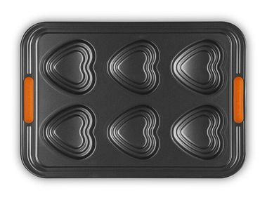 Backform aus Carbonstahl 6 HEART-SHAPED MUFFIN MOULD Le Creuset