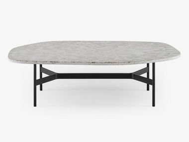 Mesa de centro com tampo em lava esmaltada ETNA Ligne Roset