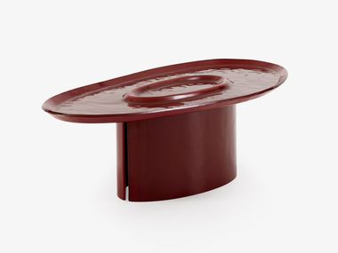 Oval lacquered glass coffee table OASI Ligne Roset