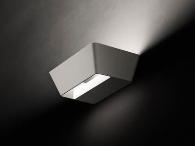LED wall lamp HYPE Linea Light Group