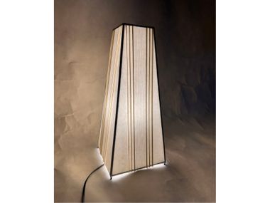 Table lamp with Hanji paper lampshade BIIIT 004 MANO Design Studio
