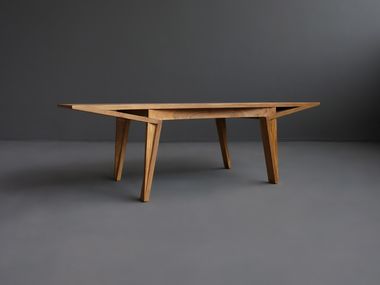 Solid wood central coffee table MARU HOOKL und STOOL
