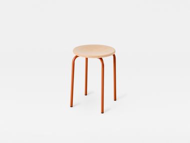 Stackable beech stool EASY Mara